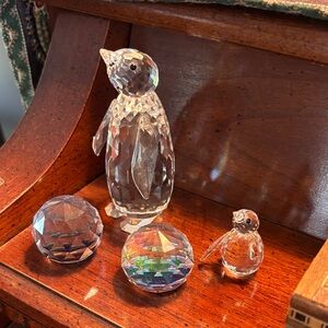 Crystal Penguin Figurine Set